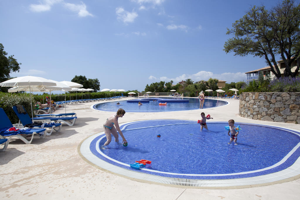 Pierre & Premium Les Calanques Des Issambres Aparthotel 4*