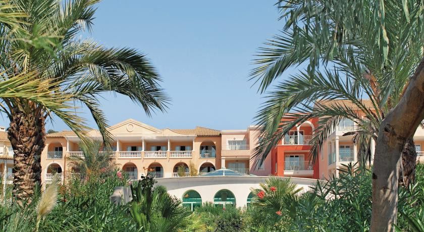 Appart hôtel Résidence Pierre&vacances Premium Les Calanques Des Issambres 4*